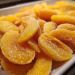 How to Freeze Peaches