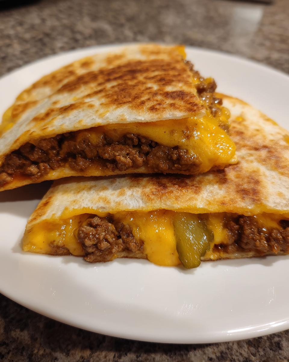 Cheeseburger Quesadillas (Melty Mashup) - detail 1