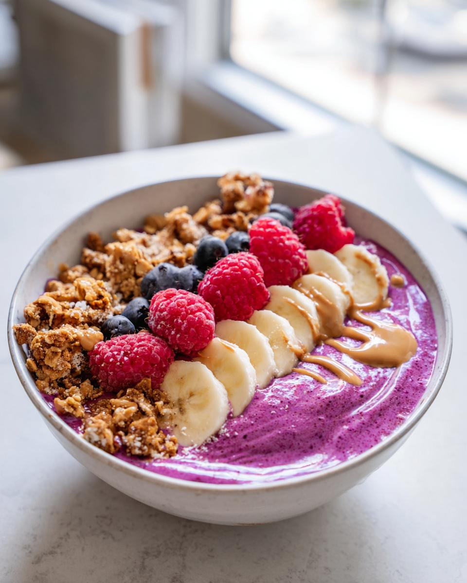 Five-Minute Berry Smoothie Bowl - detail 1