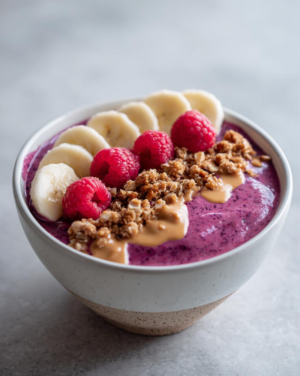 Five-Minute Berry Smoothie Bowl - detail 2