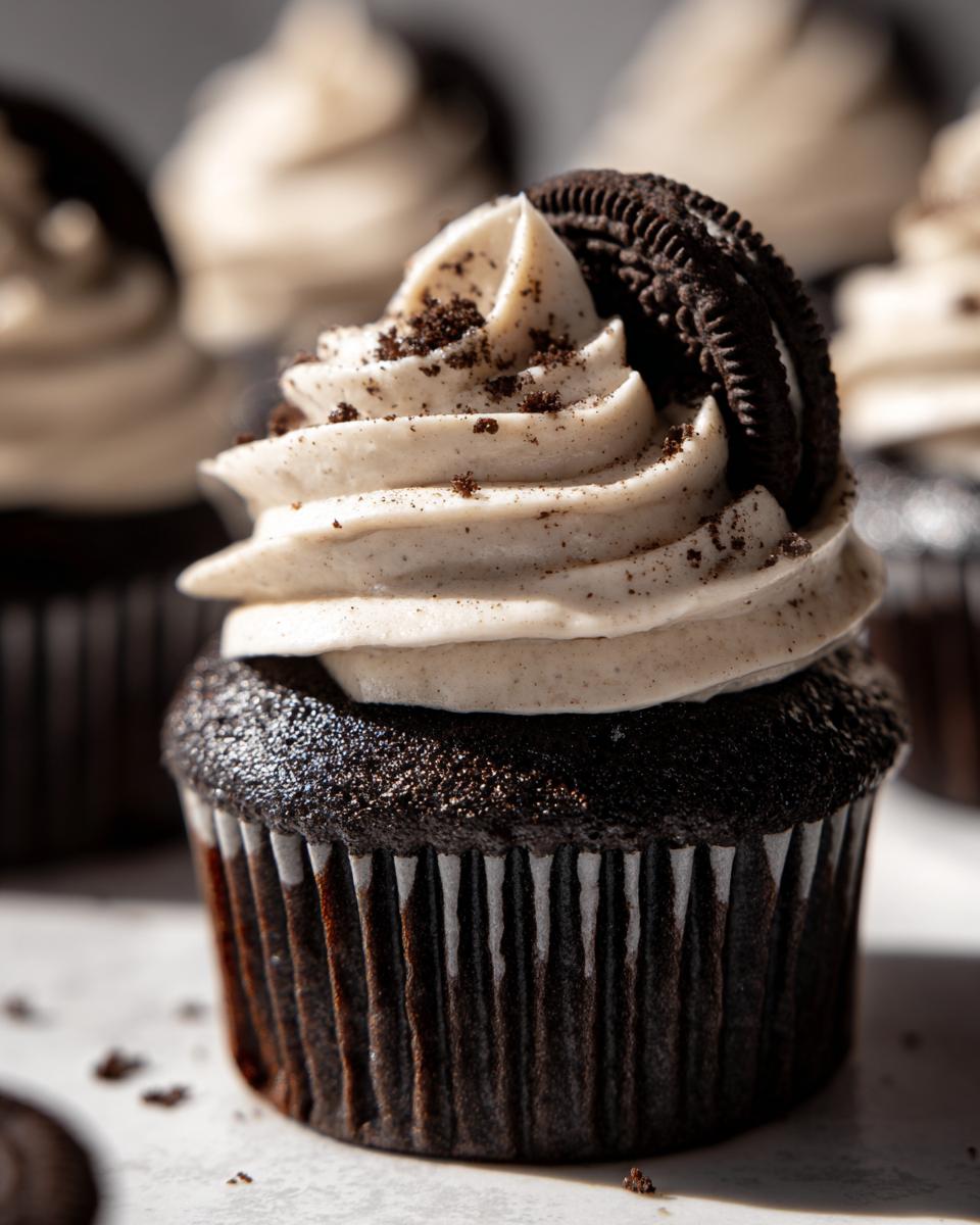 Oreo Cupcakes - detail 2