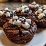Cozy winter chocolate cookie cups