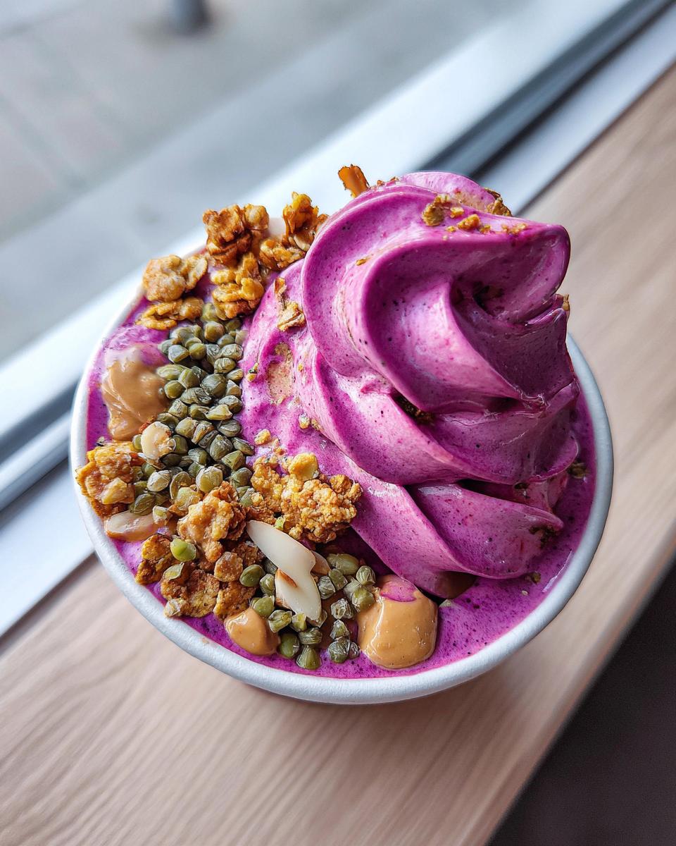 Thick Smoothie Bowl with Seeds and Nut Butter - detail 1