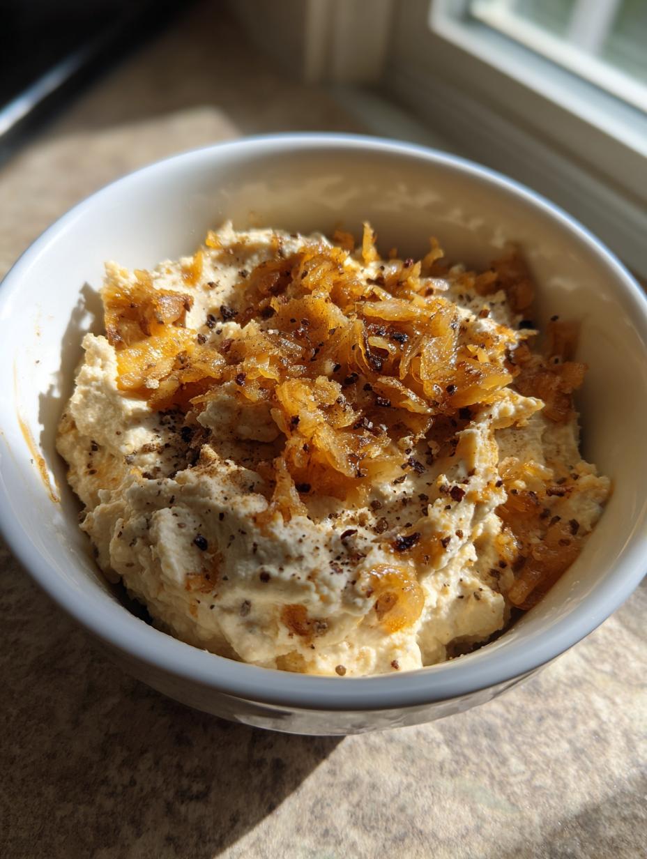 Caramelized onion dip - detail 2