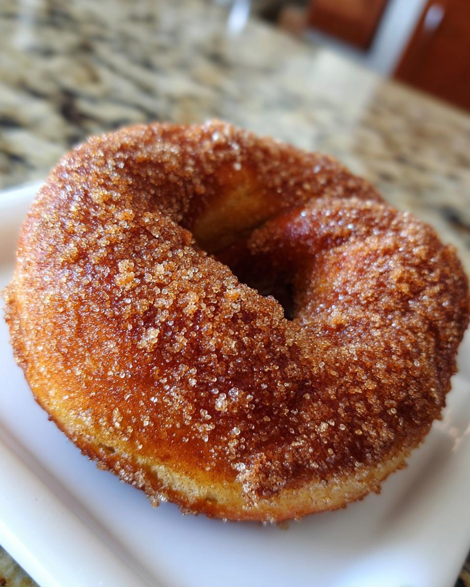 Cinnamon sugar soft pretzels - detail 1