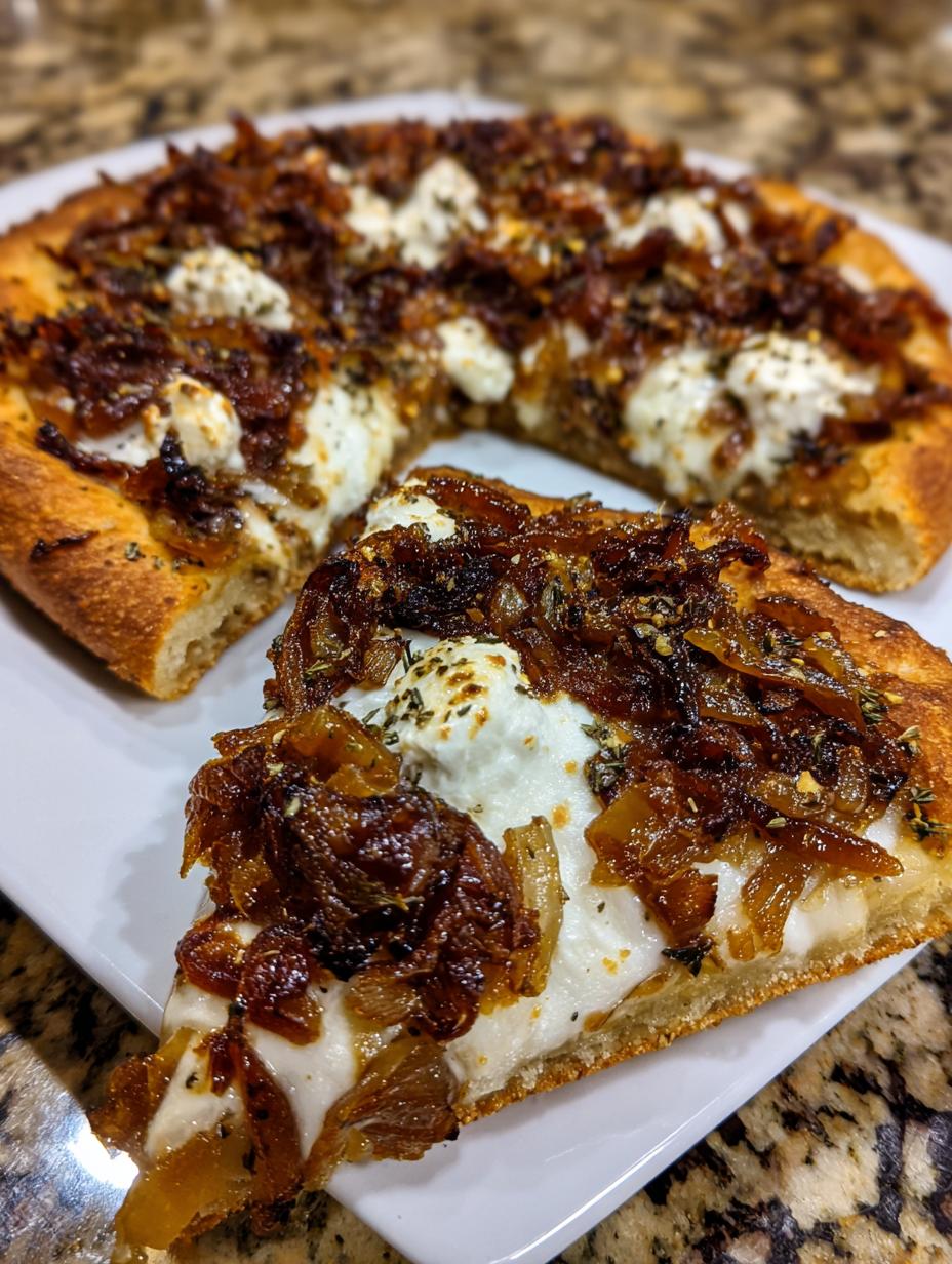 Flatbread with caramelized onions - detail 2
