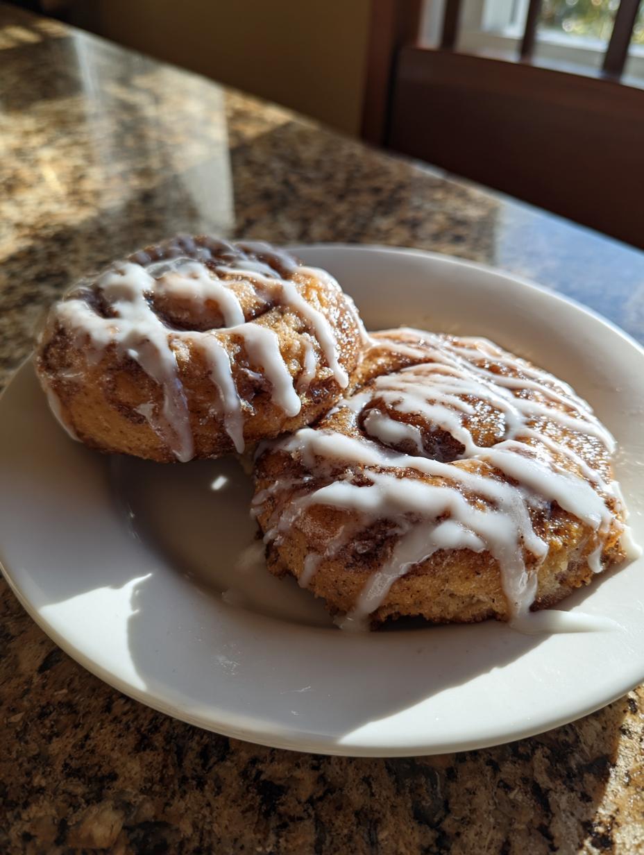 Banana Bread Cinnamon Rolls (No Yeast) - detail 2