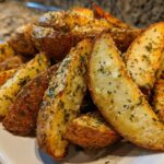 Crispy Baked Potato Wedges with Garlic and Herbs