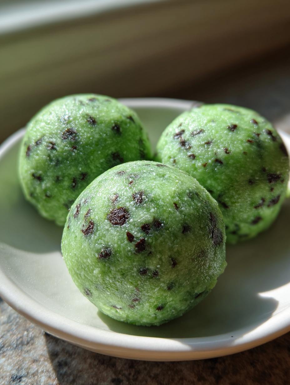 5 Amazing No-Bake Mint Chocolate Chip Protein Balls 5 No-Bake Mint Chocolate Chip Protein Balls - detail 2