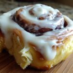 Soft Apple Butter Cinnamon Rolls With Creamy Frosting
