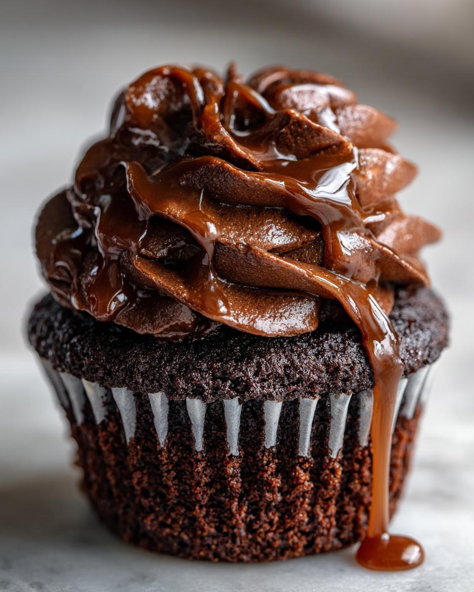 Perfect Chocolate Caramel Cupcakes: Rich & Gooey